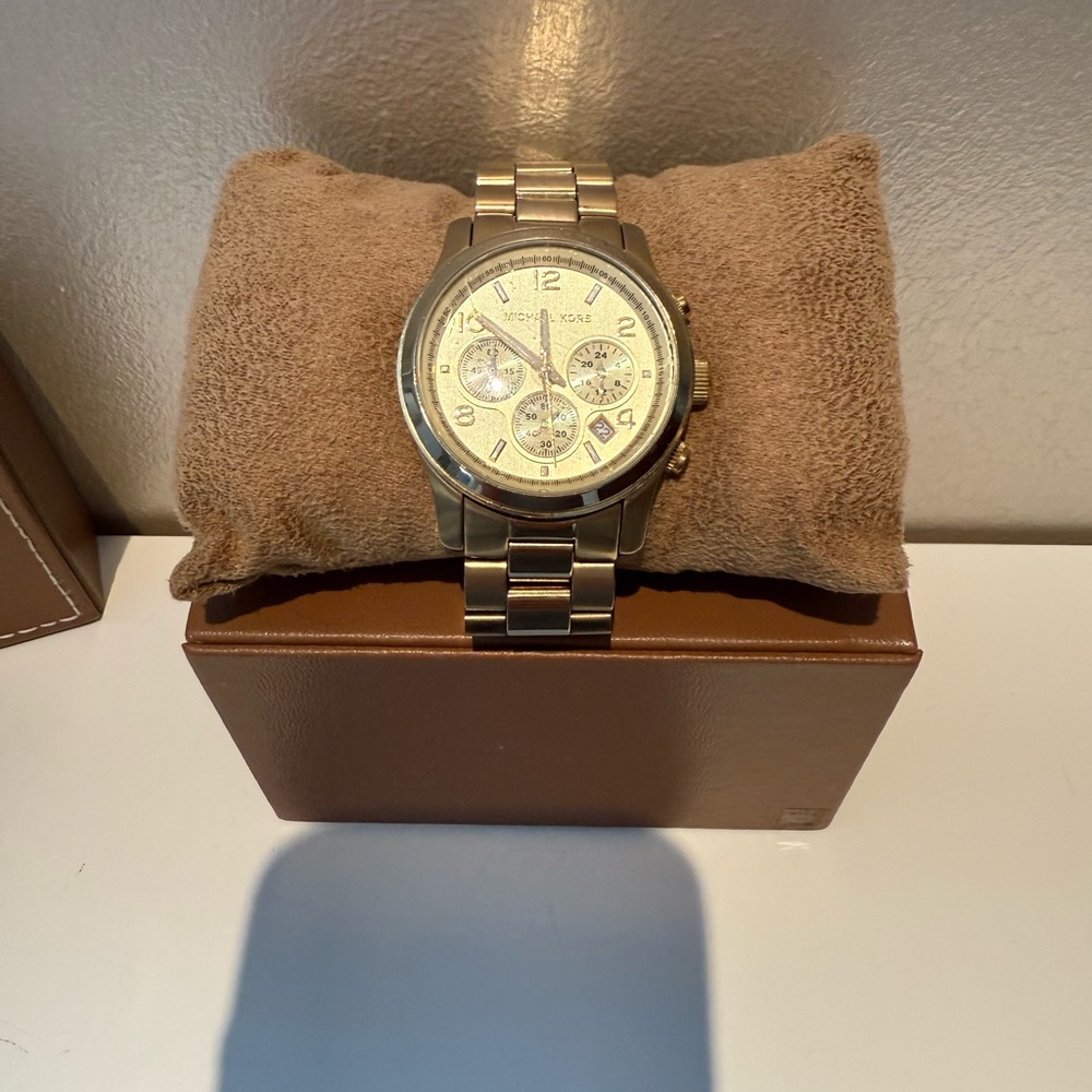 Michael Kors Gold-Tone Automatic Chronograph Watch with Date Setting